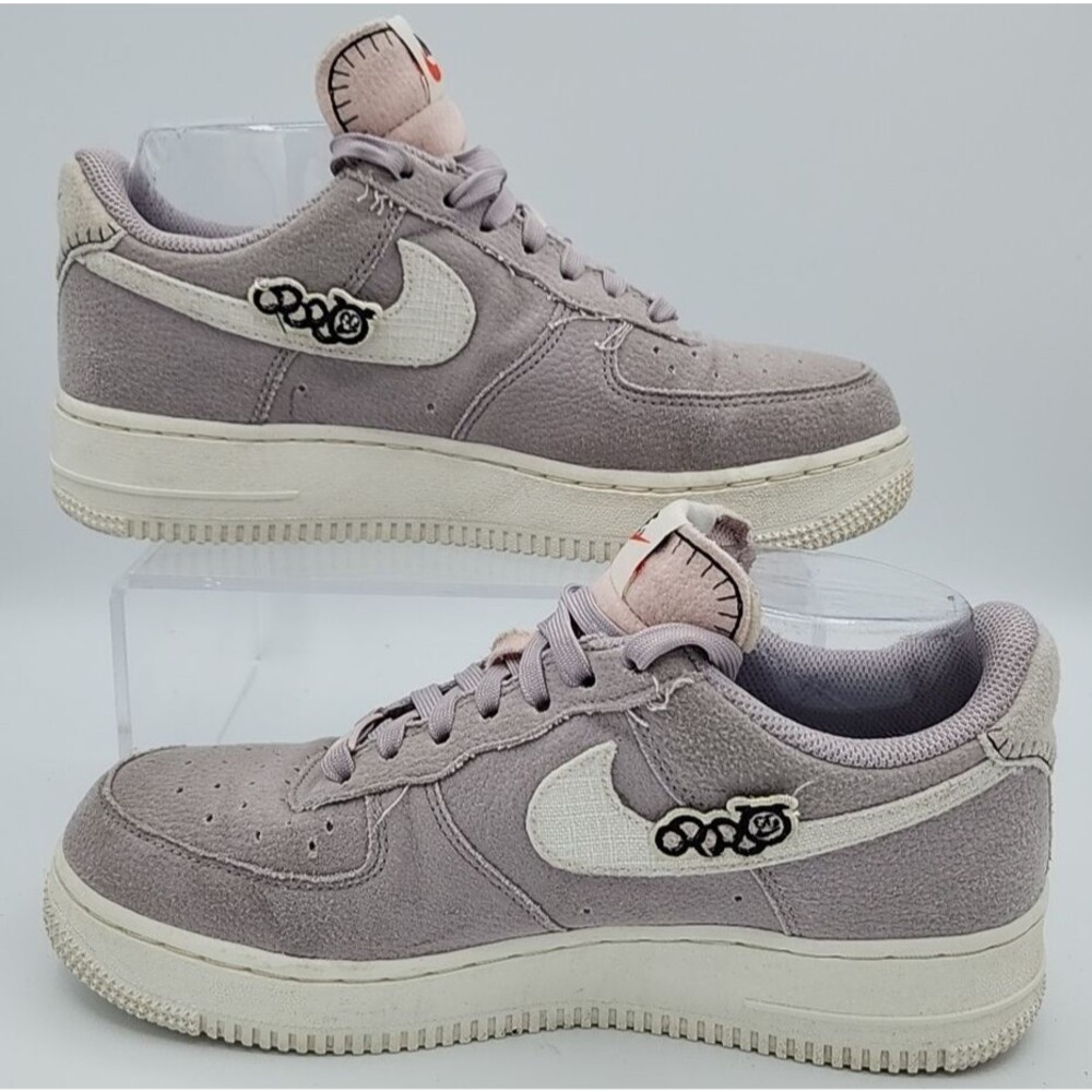 Nike Air Force 1 '07 SE Air Sprung Next Nature Women's Size 8 DJ6378-800 EUC